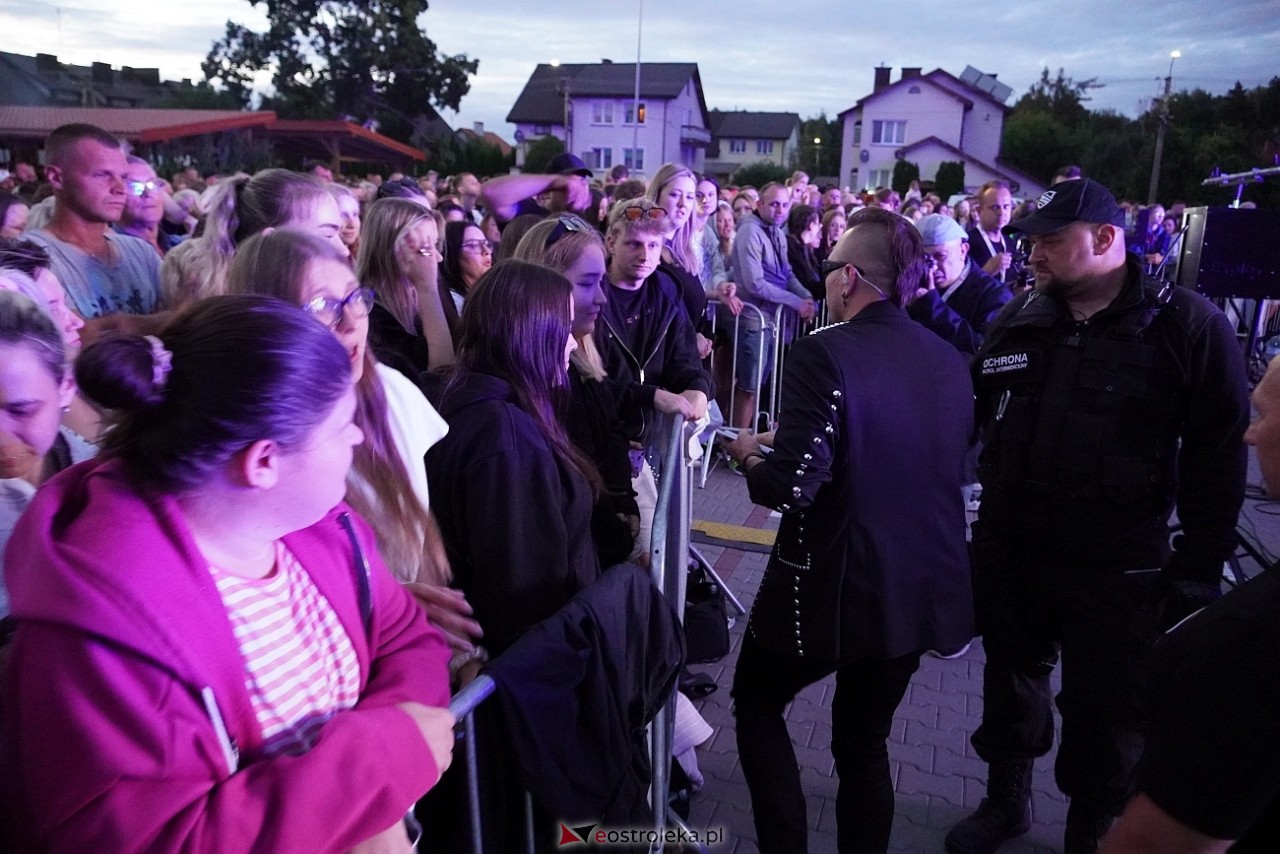 Jarmarki Czerwińskie: Czadoman, Oskar Cyms [17.08.2025] - zdjęcie #76 - eOstroleka.pl