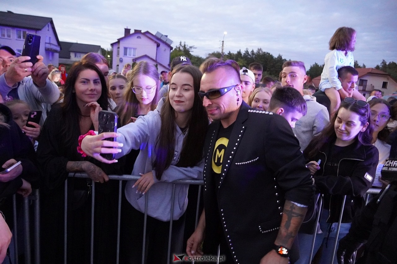 Jarmarki Czerwińskie: Czadoman, Oskar Cyms [17.08.2025] - zdjęcie #70 - eOstroleka.pl