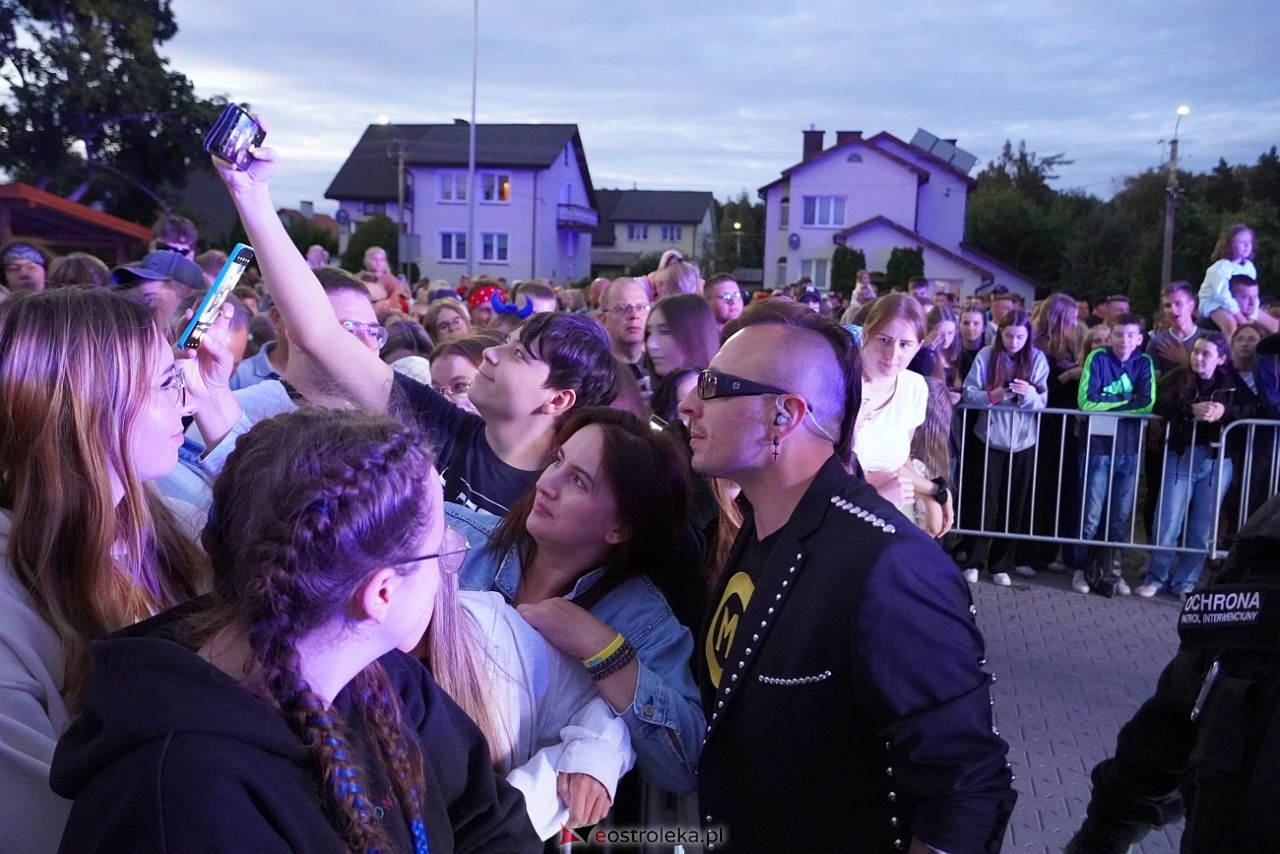 Jarmarki Czerwińskie: Czadoman, Oskar Cyms [17.08.2025] - zdjęcie #64 - eOstroleka.pl