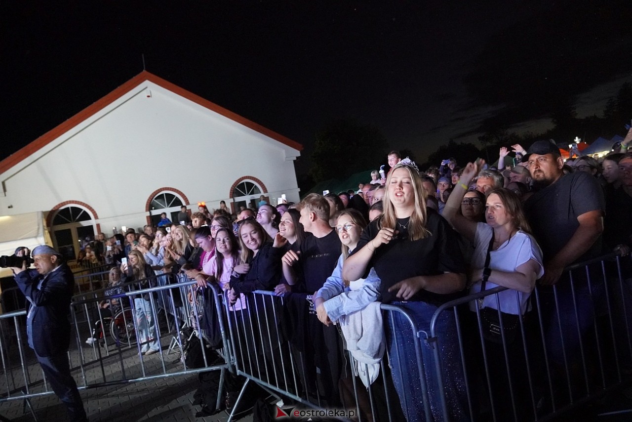 Jarmarki Czerwińskie: Czadoman, Oskar Cyms [17.08.2025] - zdjęcie #24 - eOstroleka.pl