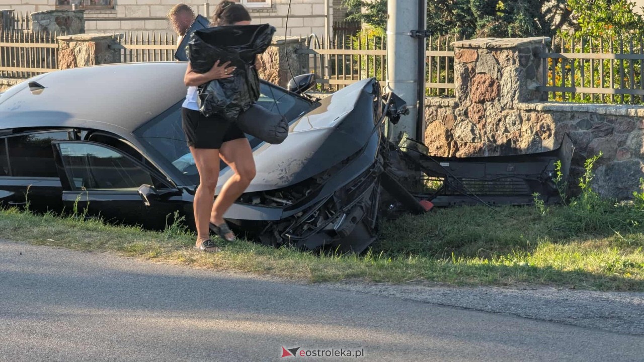 Wypadek w Obierwi [17.082025] - zdjęcie #7 - eOstroleka.pl