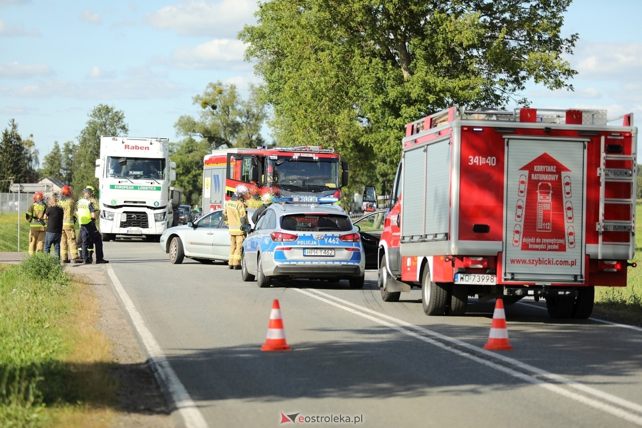 Wypadek na DK 53 [19.08.2025] - zdjęcie #2 - eOstroleka.pl