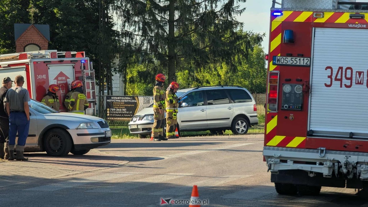 Wypadek w Damiętach [22.08.2025] - zdjęcie #25 - eOstroleka.pl
