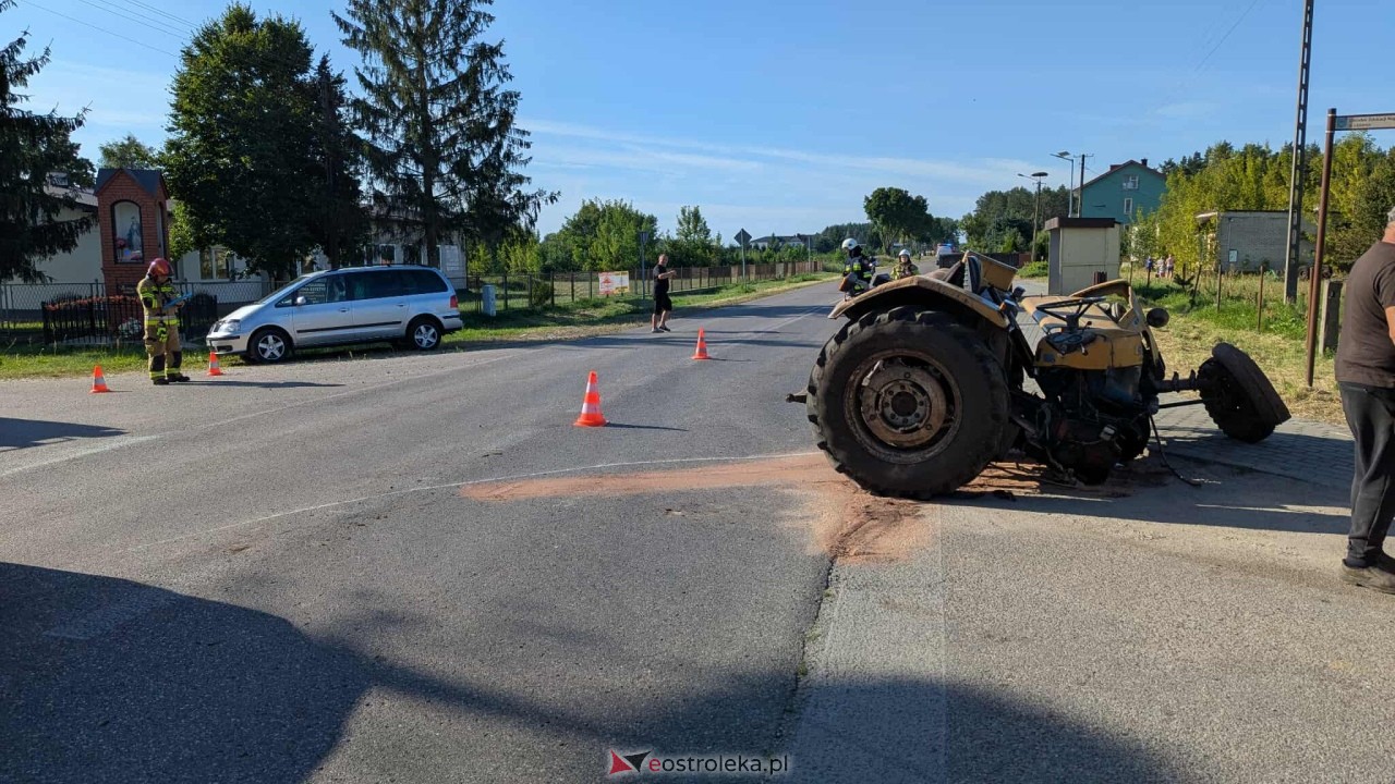 Wypadek w Damiętach [22.08.2025] - zdjęcie #13 - eOstroleka.pl