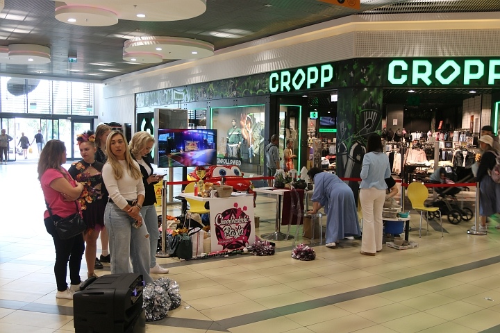 Targi zajęć pozalekcyjnych w Ostrołęce [23.08.2025] - zdjęcie #36 - eOstroleka.pl