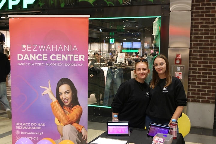 Targi zajęć pozalekcyjnych w Ostrołęce [23.08.2025] - zdjęcie #23 - eOstroleka.pl