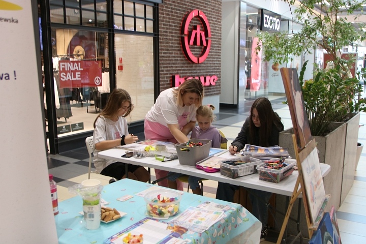 Targi zajęć pozalekcyjnych w Ostrołęce [23.08.2025] - zdjęcie #17 - eOstroleka.pl