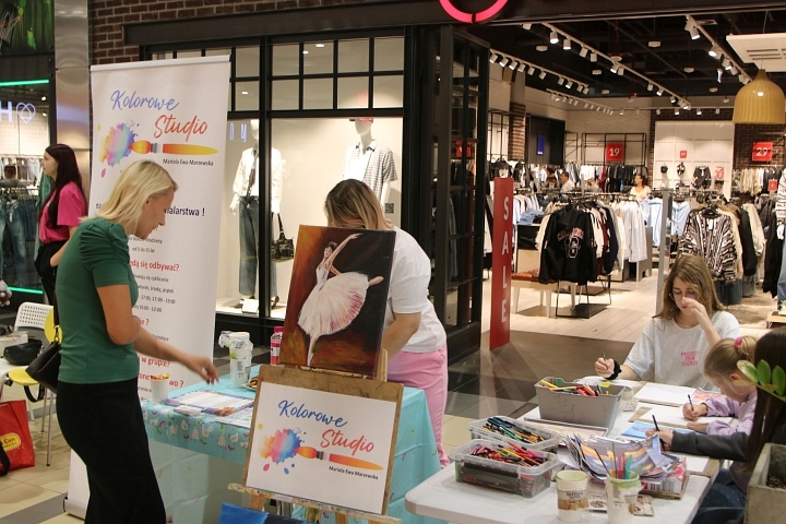 Targi zajęć pozalekcyjnych w Ostrołęce [23.08.2025] - zdjęcie #16 - eOstroleka.pl