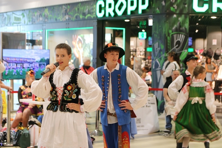 Targi zajęć pozalekcyjnych w Ostrołęce [23.08.2025] - zdjęcie #9 - eOstroleka.pl