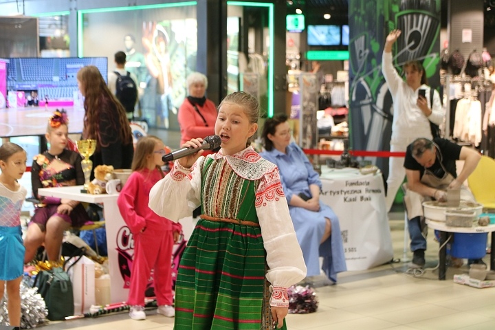 Targi zajęć pozalekcyjnych w Ostrołęce [23.08.2025] - zdjęcie #5 - eOstroleka.pl