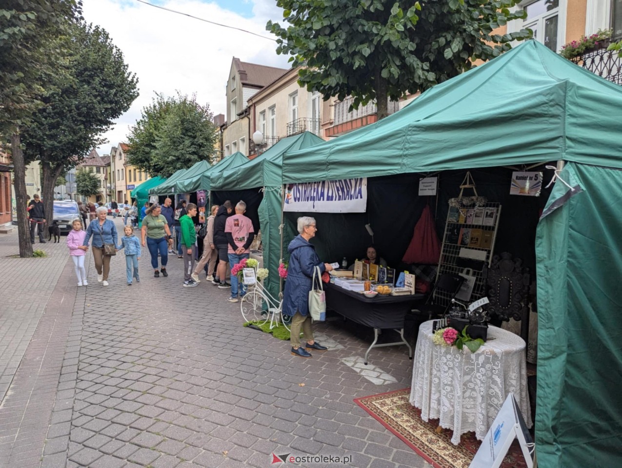 Festiwal Książki w Ostrołęce z koncertem Aterry [23.08.2025] - zdjęcie #79 - eOstroleka.pl