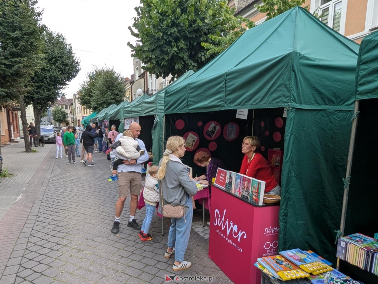 Festiwal Książki w Ostrołęce z koncertem Aterry [23.08.2025] - zdjęcie #83 - eOstroleka.pl