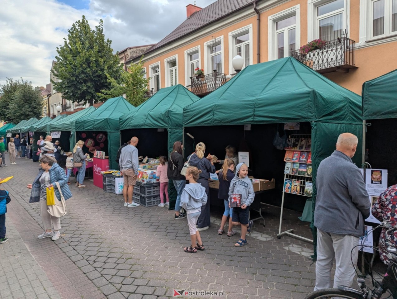 Festiwal Książki w Ostrołęce z koncertem Aterry [23.08.2025] - zdjęcie #80 - eOstroleka.pl