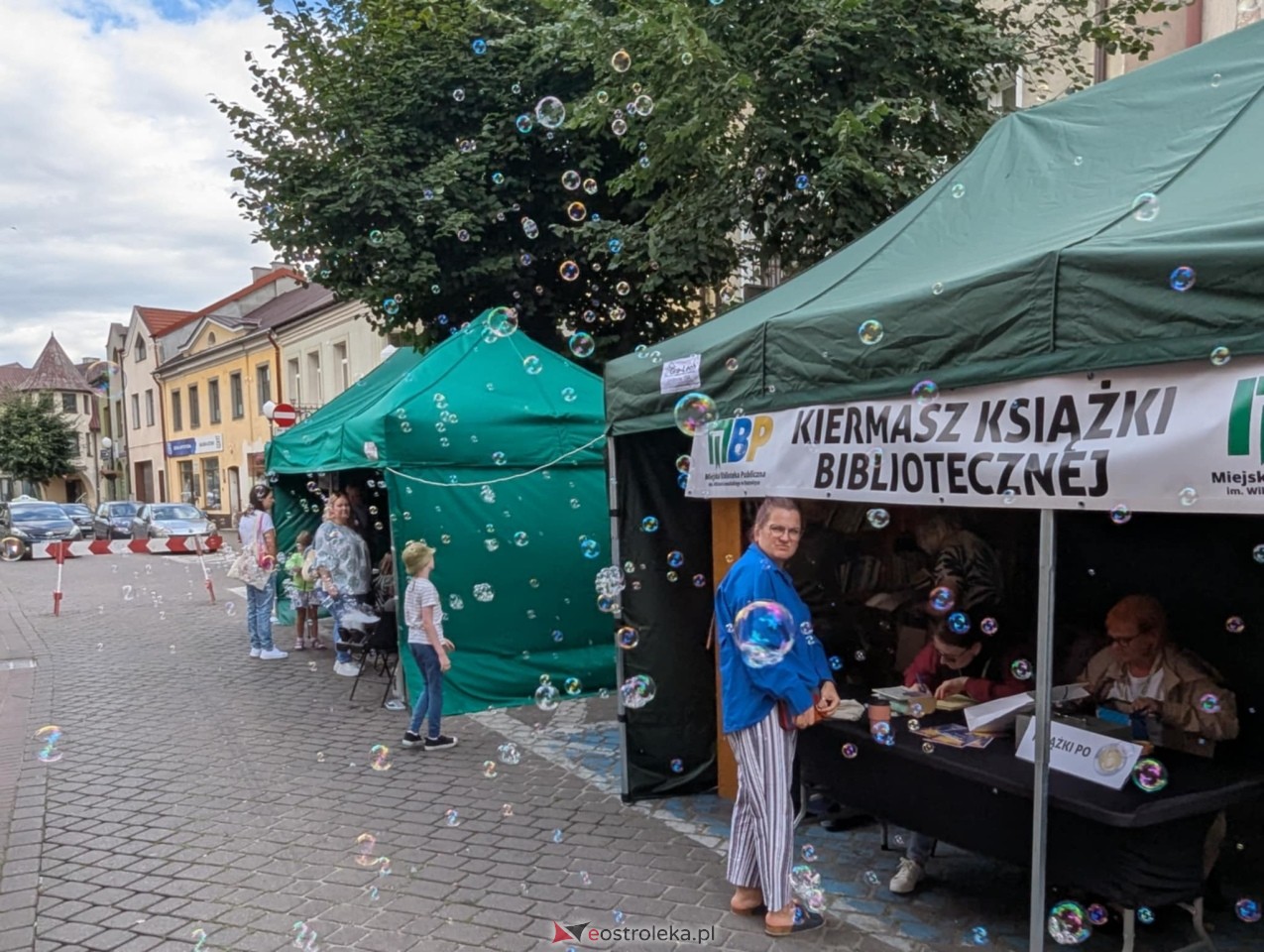 Festiwal Książki w Ostrołęce z koncertem Aterry [23.08.2025] - zdjęcie #81 - eOstroleka.pl
