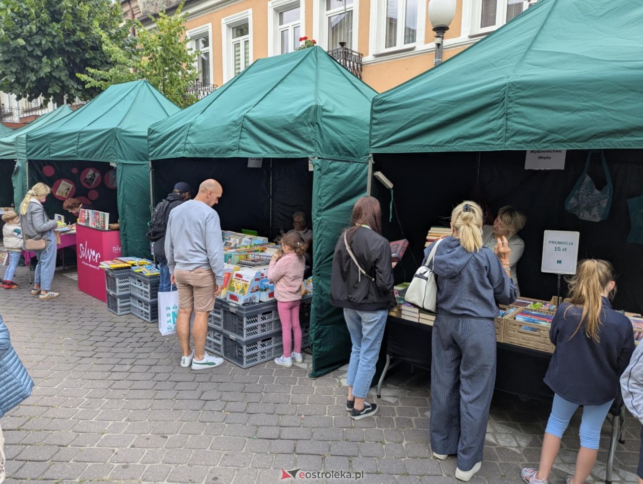 Festiwal Książki w Ostrołęce z koncertem Aterry [23.08.2025] - zdjęcie #82 - eOstroleka.pl