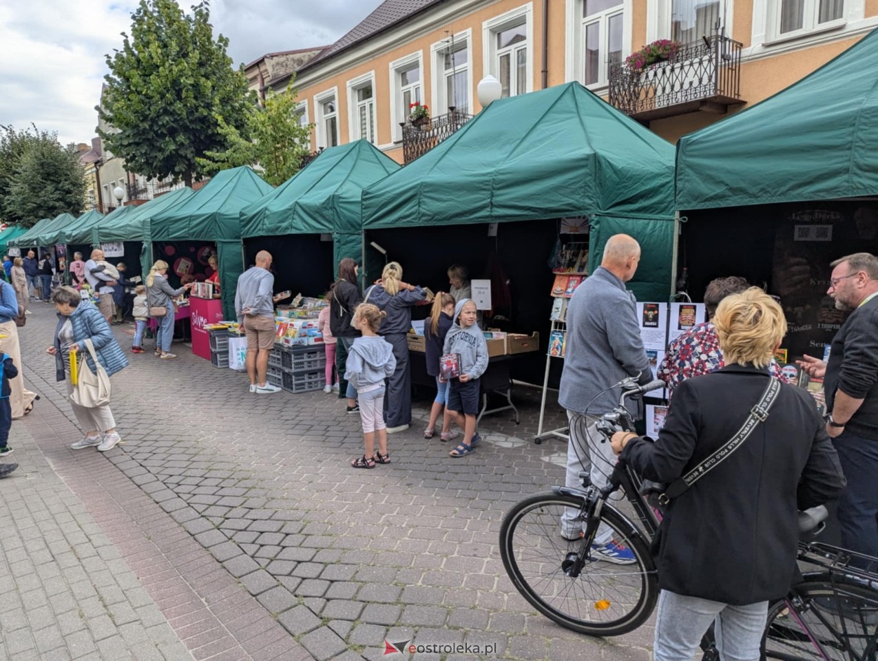 Festiwal Książki w Ostrołęce z koncertem Aterry [23.08.2025] - zdjęcie #78 - eOstroleka.pl