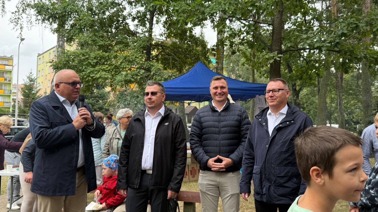 Wakacyjne spotkanie w parku [24.08.2025] - zdjęcie #89 - eOstroleka.pl