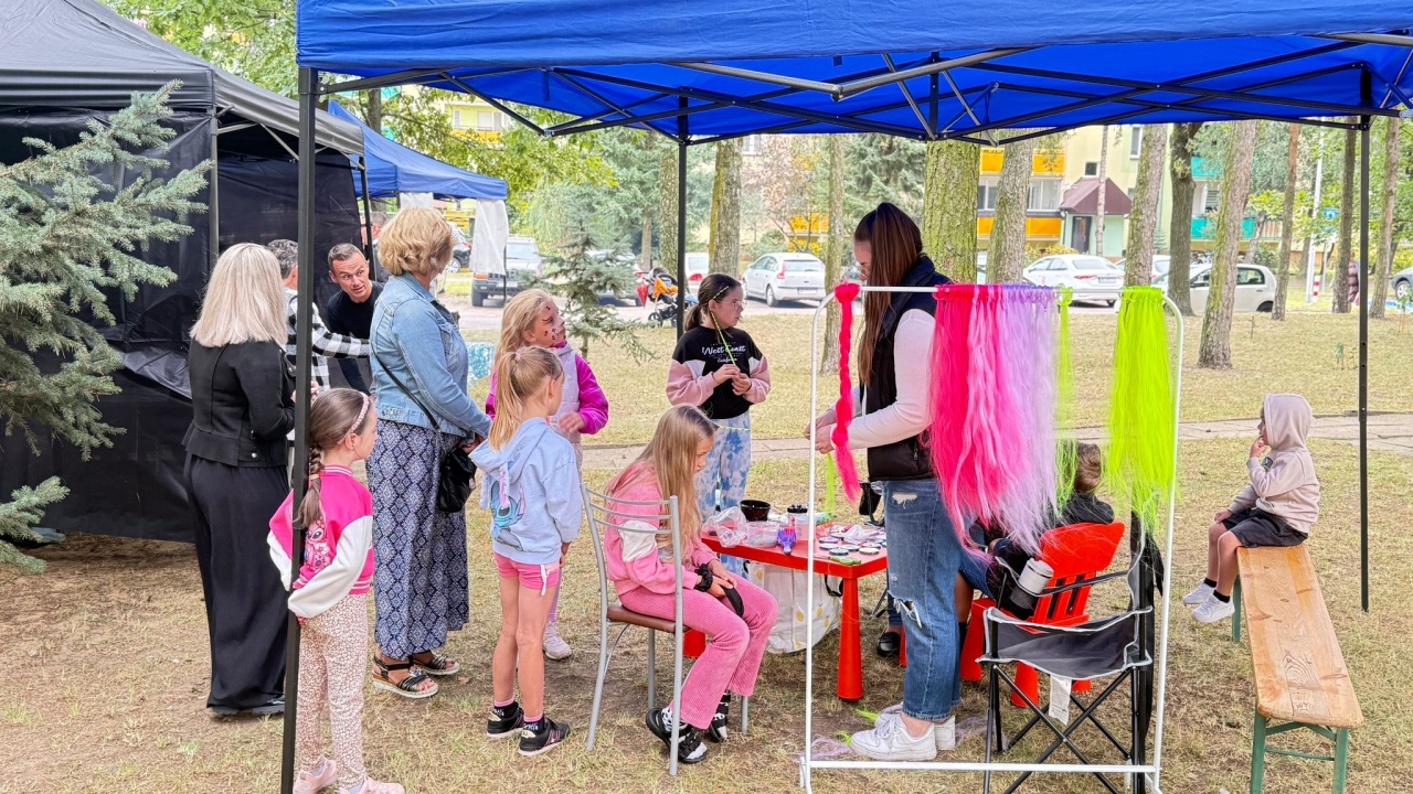 Wakacyjne spotkanie w parku [24.08.2025] - zdjęcie #87 - eOstroleka.pl