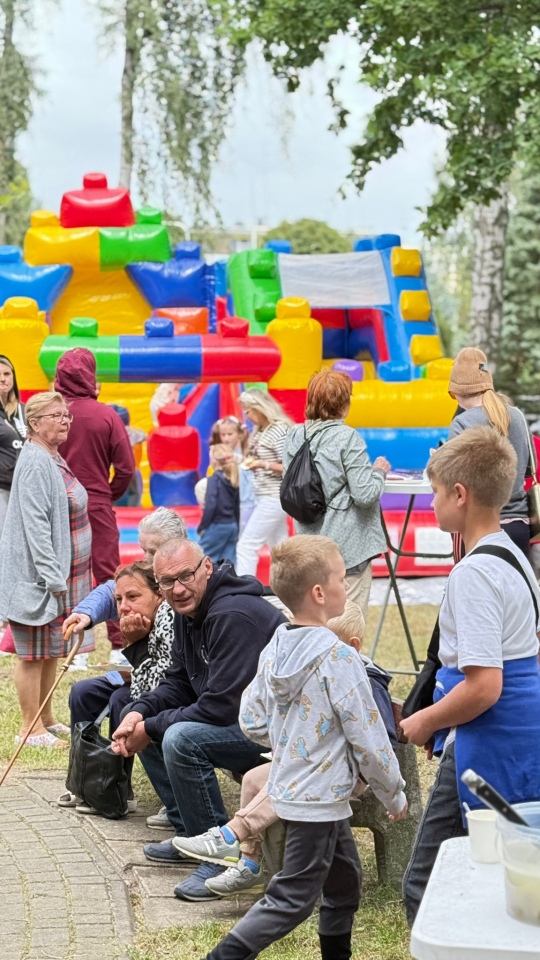 Wakacyjne spotkanie w parku [24.08.2025] - zdjęcie #74 - eOstroleka.pl