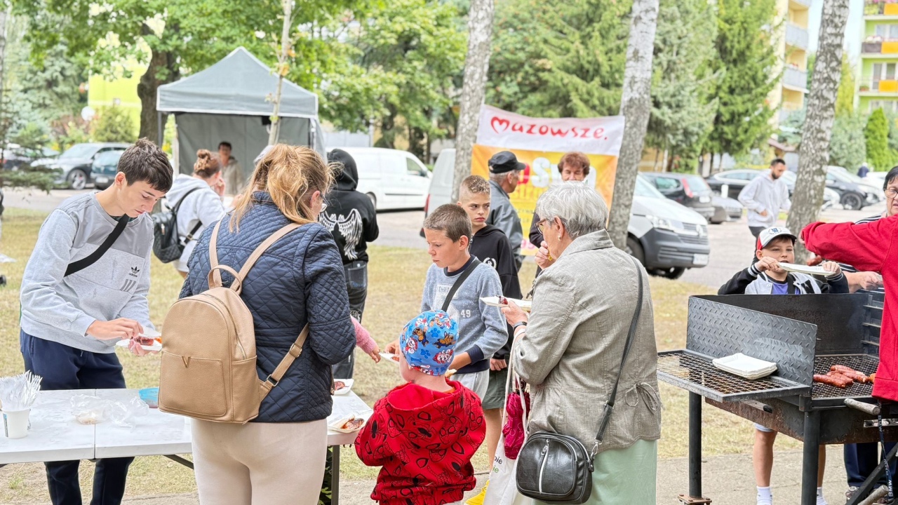 Wakacyjne spotkanie w parku [24.08.2025] - zdjęcie #21 - eOstroleka.pl