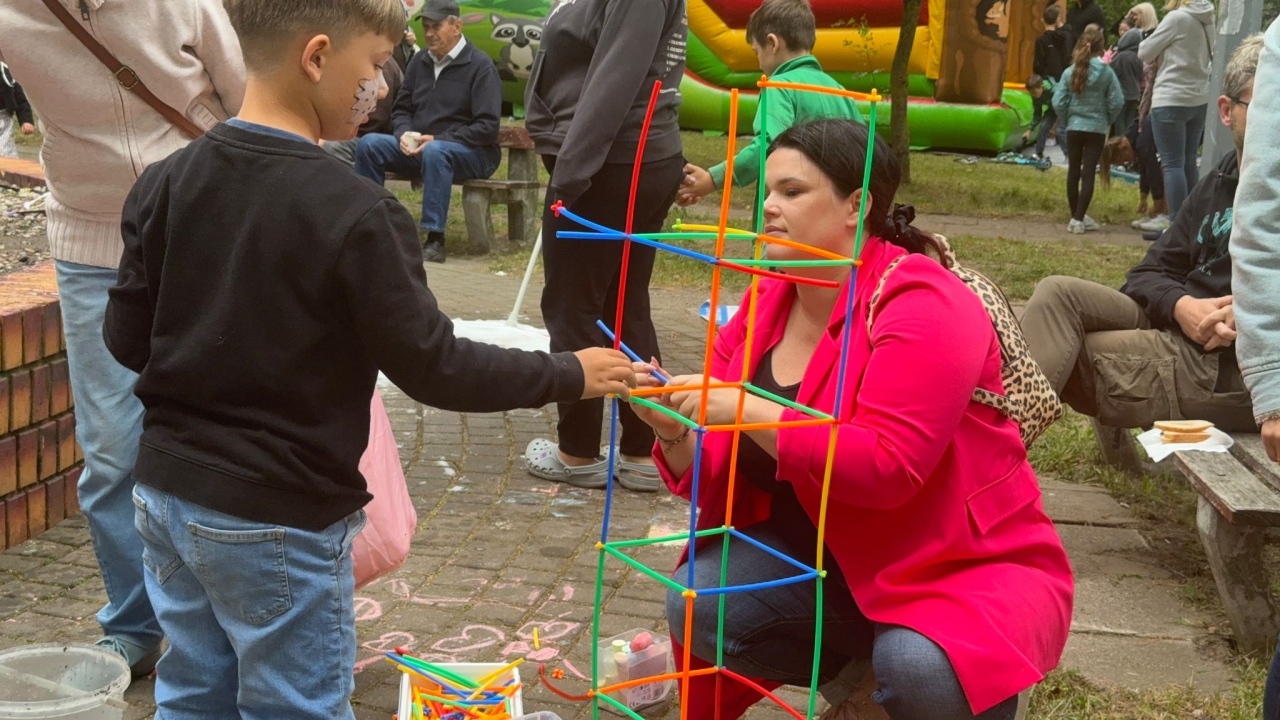 Wakacyjne spotkanie w parku [24.08.2025] - zdjęcie #16 - eOstroleka.pl