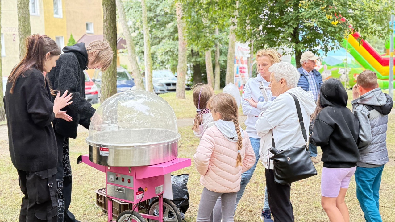 Wakacyjne spotkanie w parku [24.08.2025] - zdjęcie #8 - eOstroleka.pl