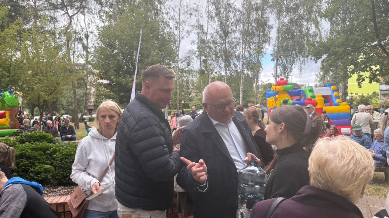 Wakacyjne spotkanie w parku [24.08.2025] - zdjęcie #6 - eOstroleka.pl