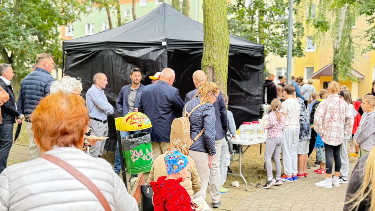 Wakacyjne spotkanie w parku [24.08.2025] - zdjęcie #3 - eOstroleka.pl