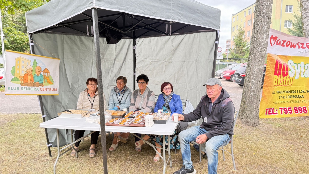 Wakacyjne spotkanie w parku [24.08.2025] - zdjęcie #1 - eOstroleka.pl