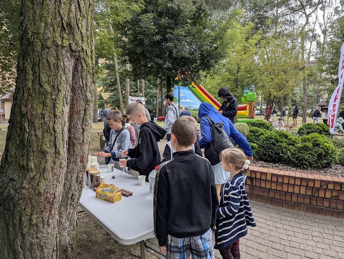 Wakacyjne spotkanie w parku [24.08.2025] - zdjęcie #135 - eOstroleka.pl