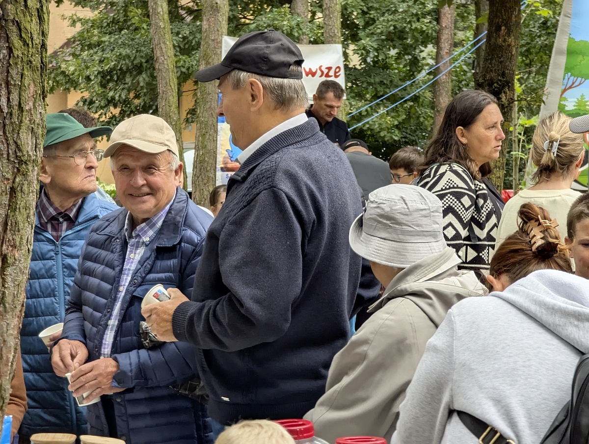 Wakacyjne spotkanie w parku [24.08.2025] - zdjęcie #120 - eOstroleka.pl