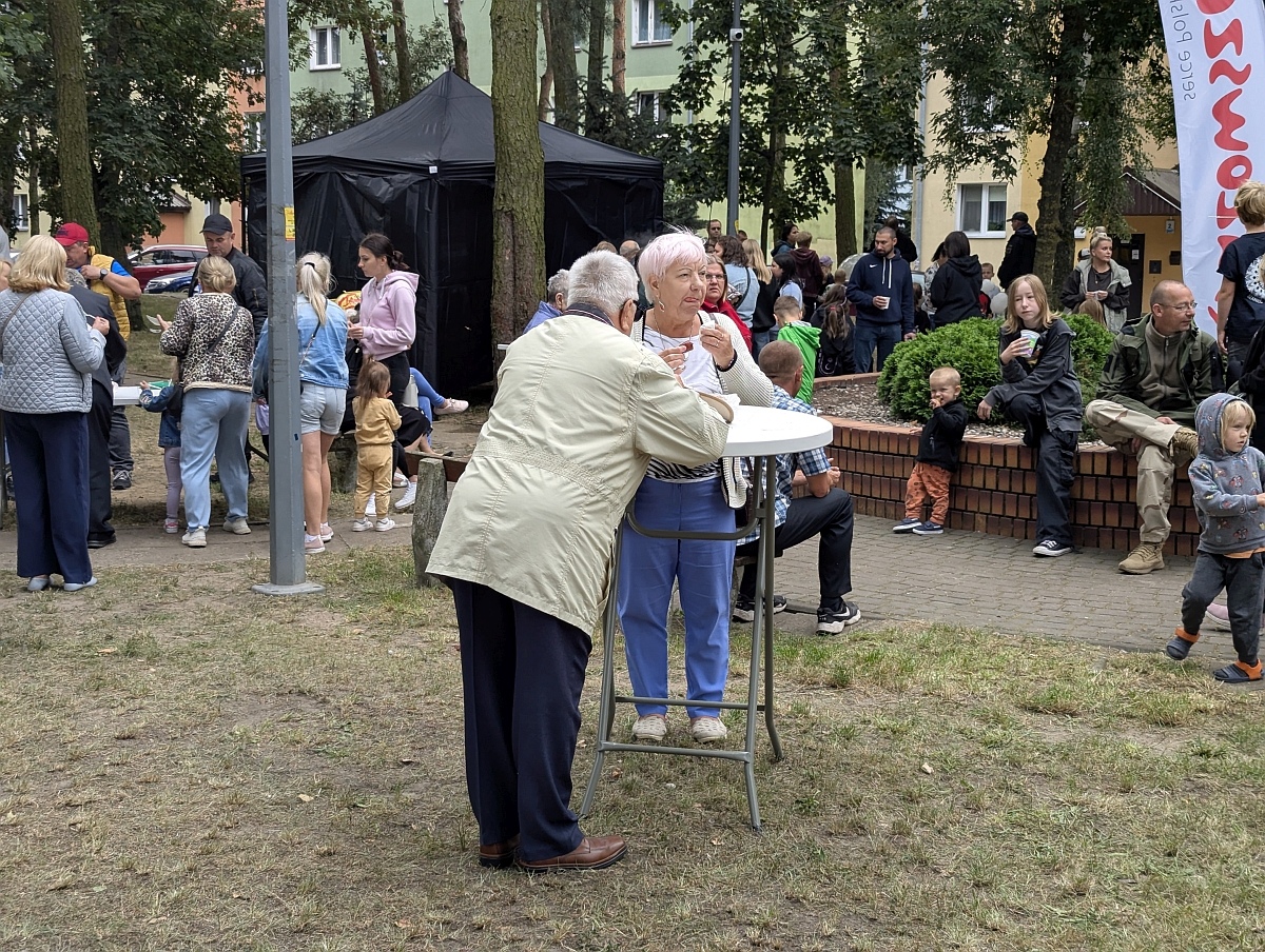 Wakacyjne spotkanie w parku [24.08.2025] - zdjęcie #97 - eOstroleka.pl
