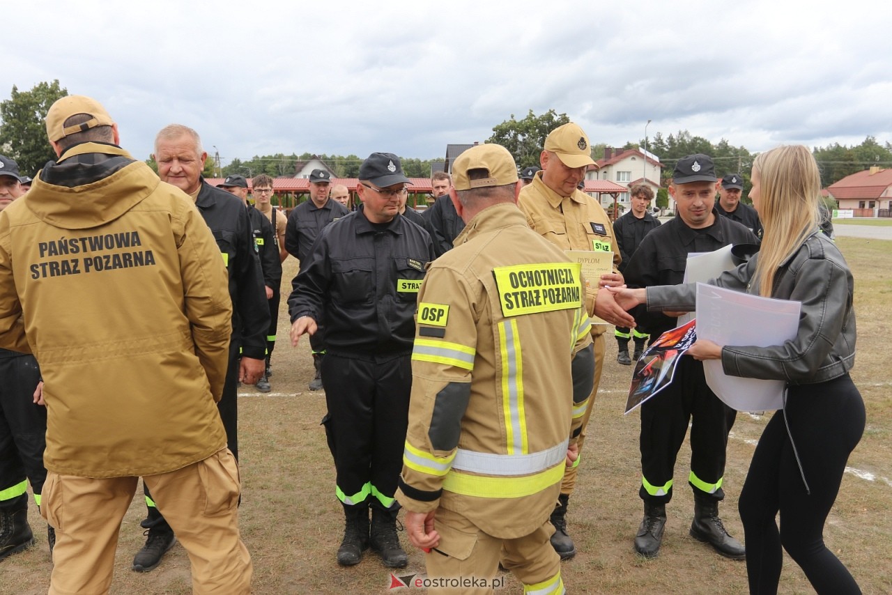 Zawody strażackie w Czerwinie [24.08.2025] - zdjęcie #2 - eOstroleka.pl