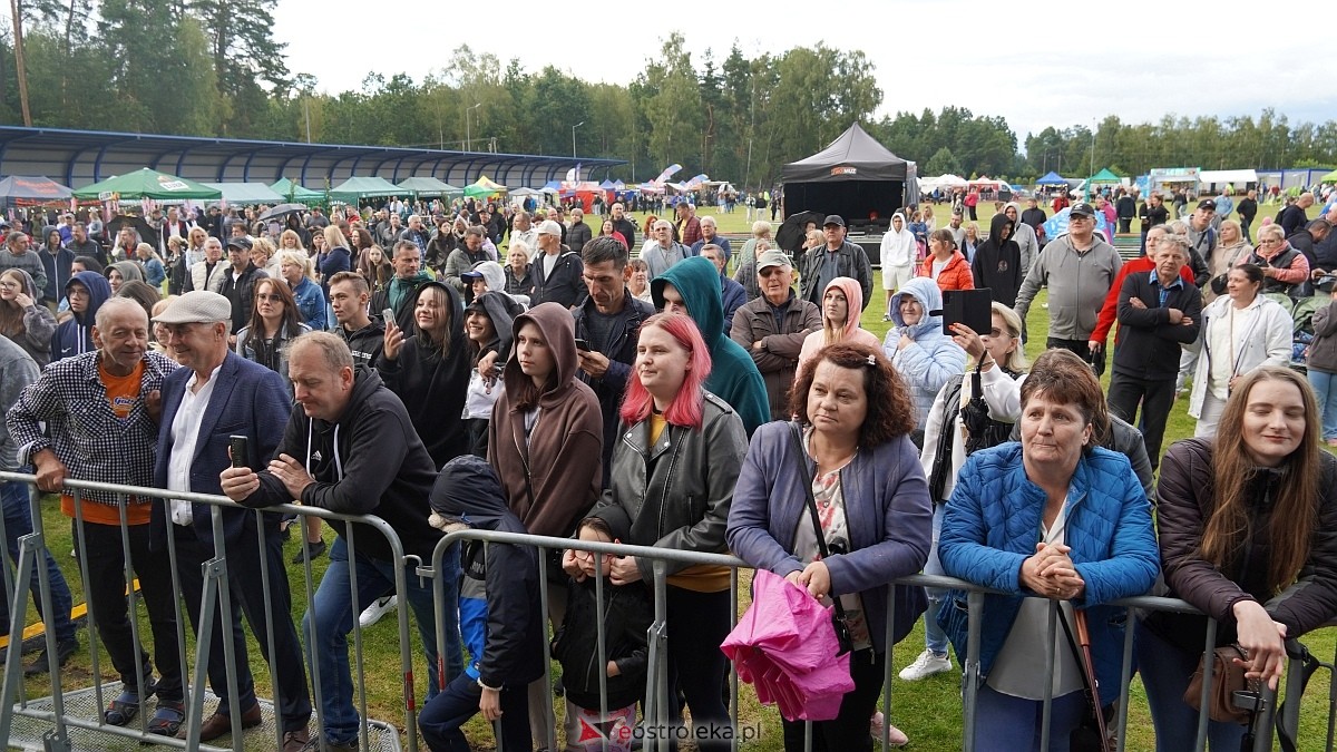 Dożynki w Lelisie: Mr Dex i Red Heels [24.08.2025] - zdjęcie #112 - eOstroleka.pl