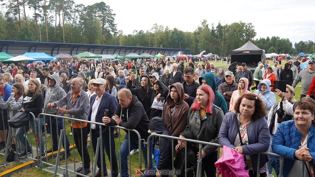 Dożynki w Lelisie: Mr Dex i Red Heels [24.08.2025] - zdjęcie #111 - eOstroleka.pl