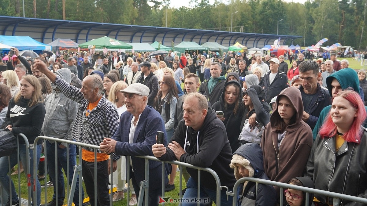 Dożynki w Lelisie: Mr Dex i Red Heels [24.08.2025] - zdjęcie #104 - eOstroleka.pl