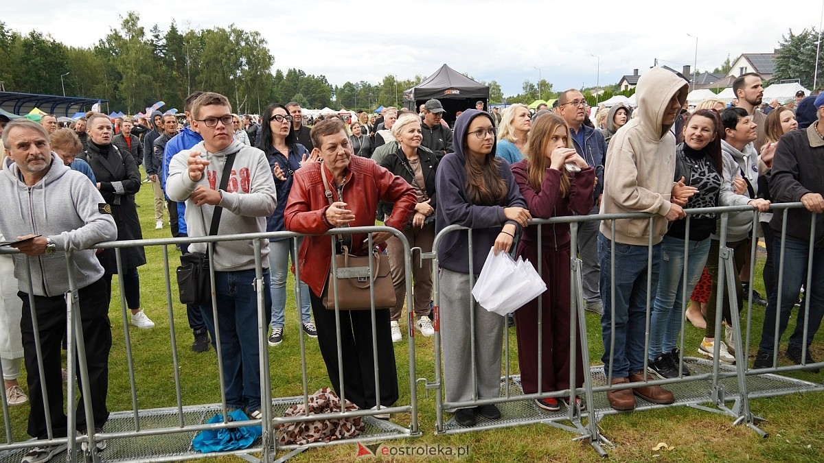 Dożynki w Lelisie: Mr Dex i Red Heels [24.08.2025] - zdjęcie #81 - eOstroleka.pl