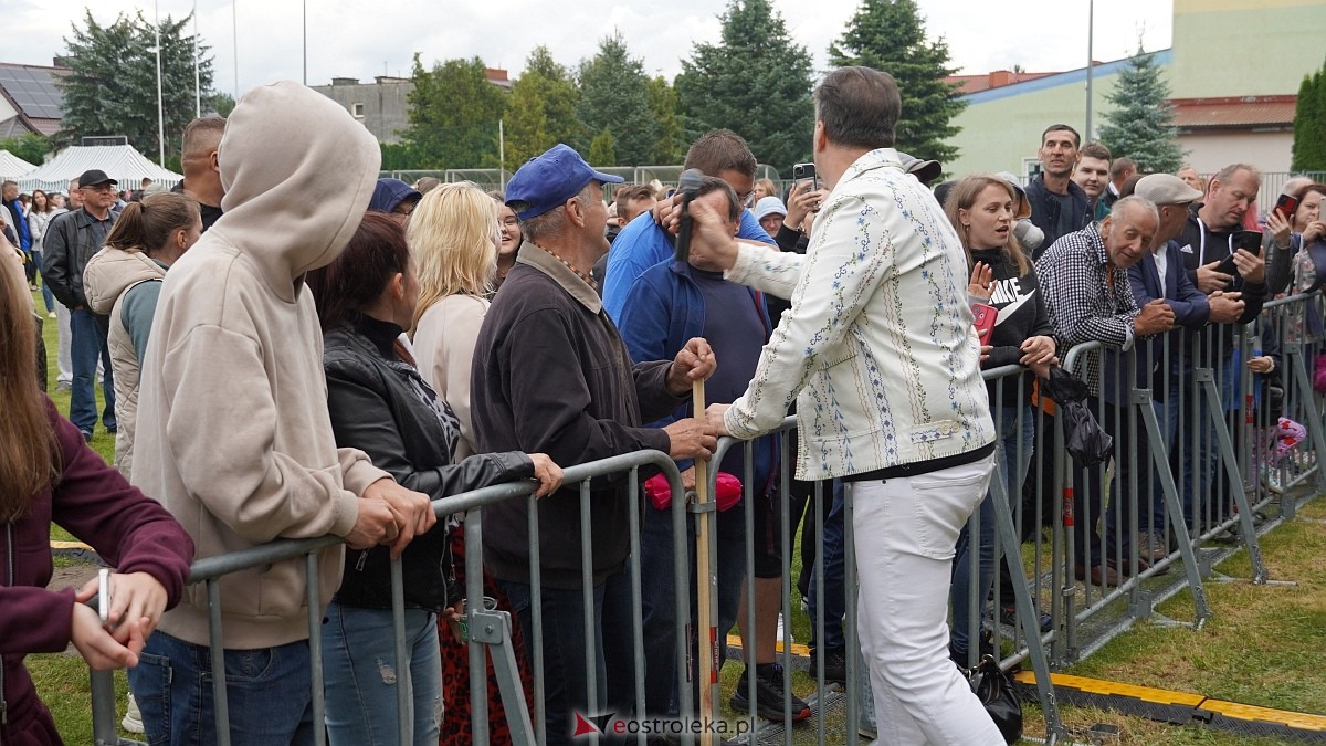 Dożynki w Lelisie: Mr Dex i Red Heels [24.08.2025] - zdjęcie #69 - eOstroleka.pl