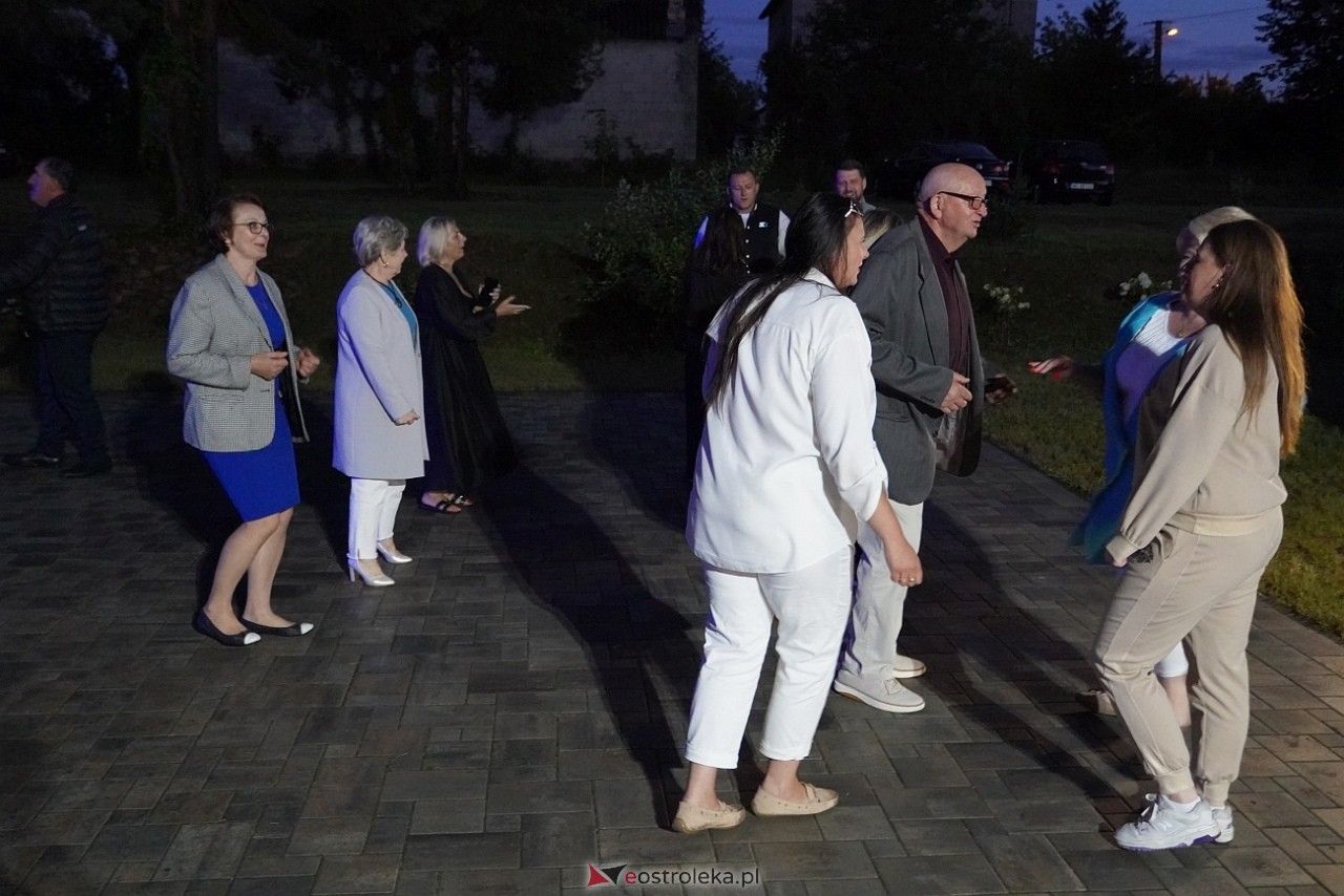 Potańcówka odpustowa Koła Gospodyń Wiejskich w Kurpiach Dworskich i Szlacheckich [24.08.2025] - zdjęcie #40 - eOstroleka.pl