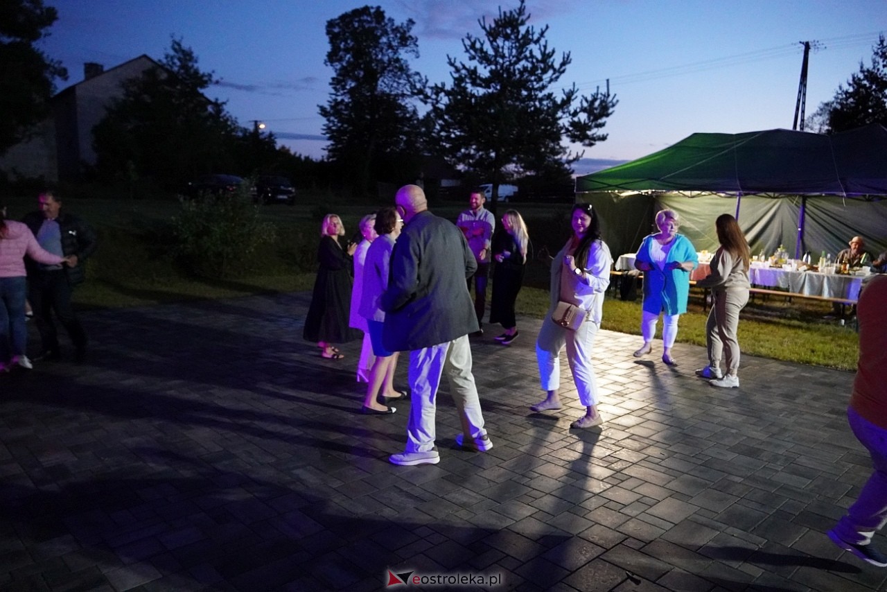 Potańcówka odpustowa Koła Gospodyń Wiejskich w Kurpiach Dworskich i Szlacheckich [24.08.2025] - zdjęcie #39 - eOstroleka.pl