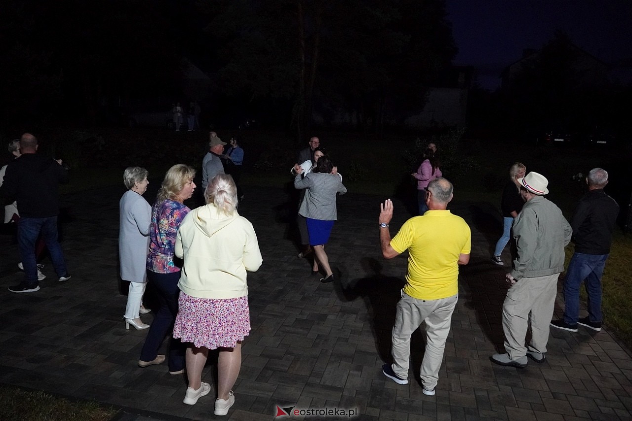 Potańcówka odpustowa Koła Gospodyń Wiejskich w Kurpiach Dworskich i Szlacheckich [24.08.2025] - zdjęcie #20 - eOstroleka.pl