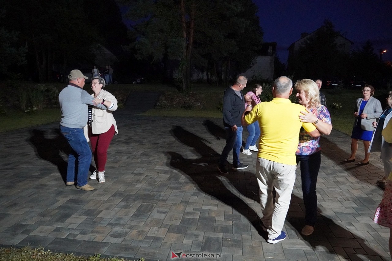 Potańcówka odpustowa Koła Gospodyń Wiejskich w Kurpiach Dworskich i Szlacheckich [24.08.2025] - zdjęcie #5 - eOstroleka.pl