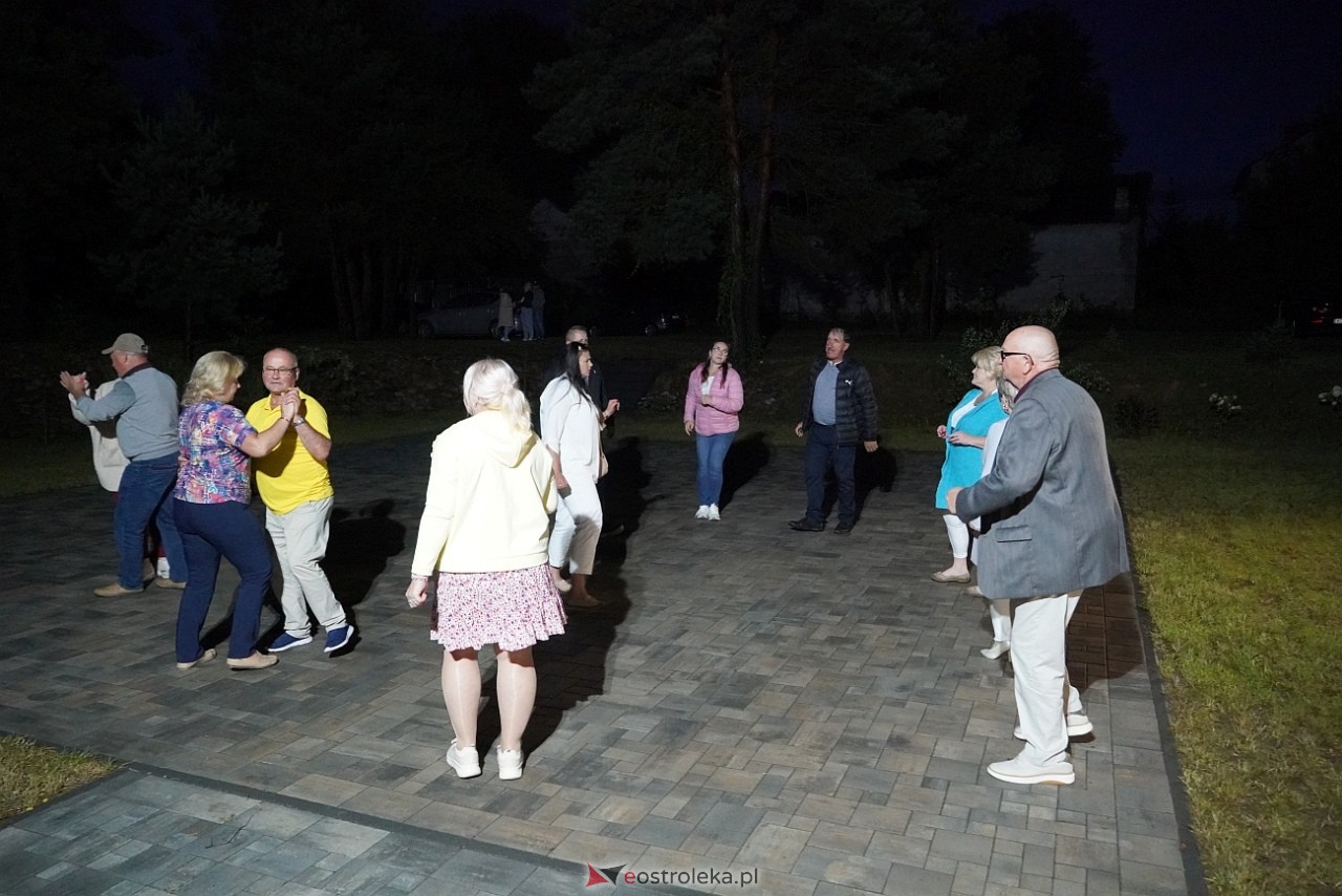 Potańcówka odpustowa Koła Gospodyń Wiejskich w Kurpiach Dworskich i Szlacheckich [24.08.2025] - zdjęcie #3 - eOstroleka.pl
