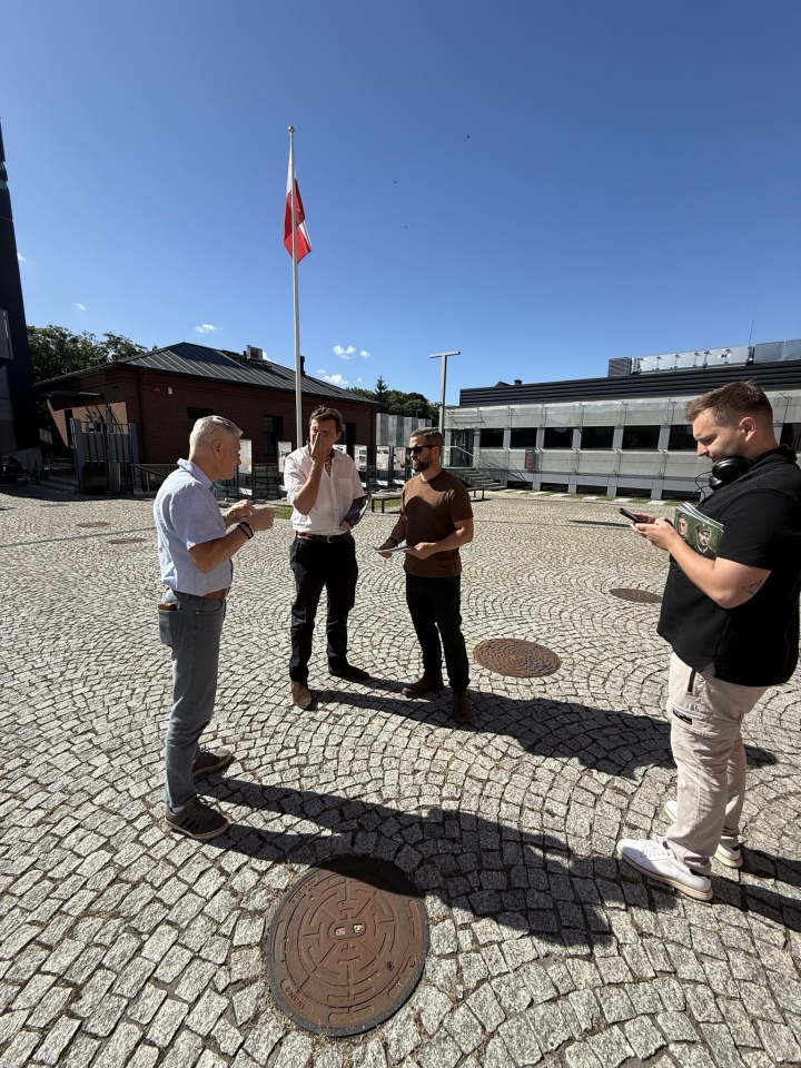 Muzeum Żołnierzy Wyklętych w Ostrołęce miejscem planu filmowego [25.08.2025] - zdjęcie #5 - eOstroleka.pl