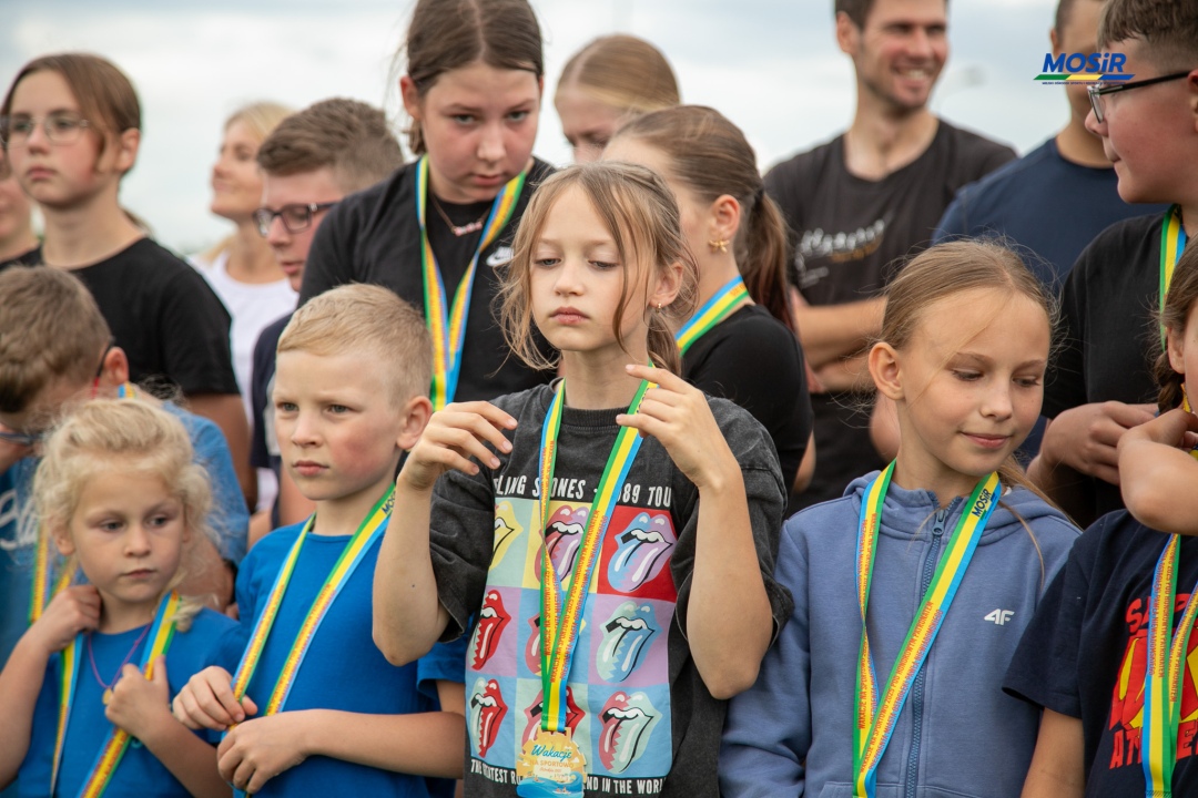 Wakacyjne treningi lekkiej atletyki - fot. MOSIR Ostrołęka - zdjęcie #6 - eOstroleka.pl