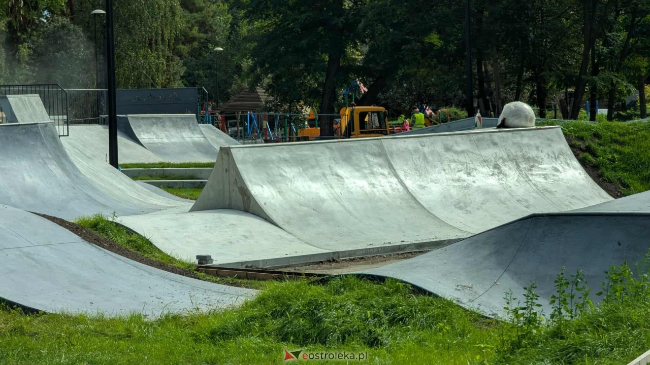 Rewitalizacja parku miejskiego w Ostrołęce [27.08.2025] - zdjęcie #16 - eOstroleka.pl