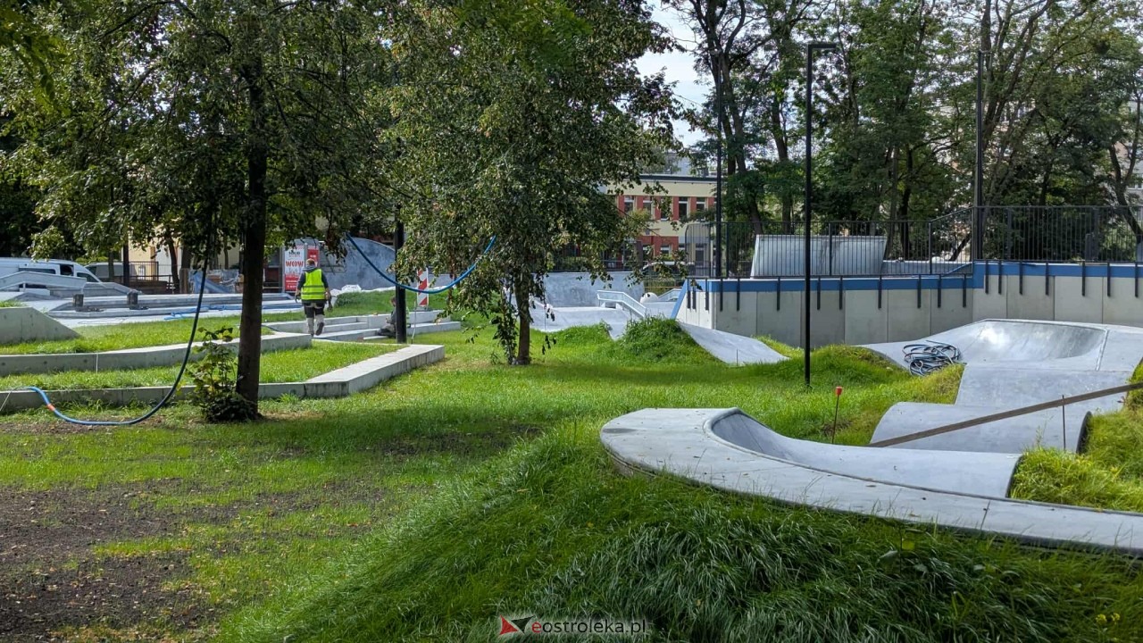Rewitalizacja parku miejskiego w Ostrołęce [27.08.2025] - zdjęcie #14 - eOstroleka.pl