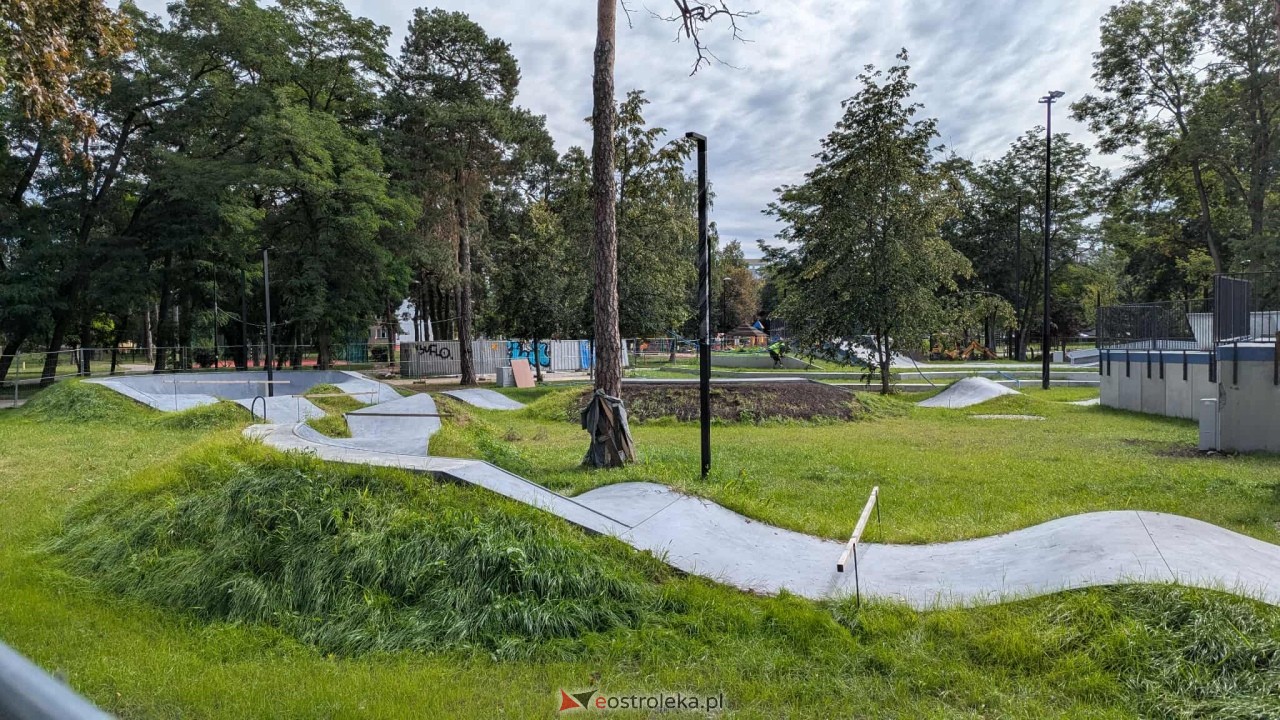 Rewitalizacja parku miejskiego w Ostrołęce [27.08.2025] - zdjęcie #12 - eOstroleka.pl