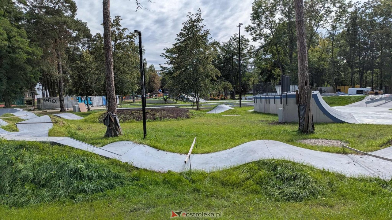 Rewitalizacja parku miejskiego w Ostrołęce [27.08.2025] - zdjęcie #8 - eOstroleka.pl