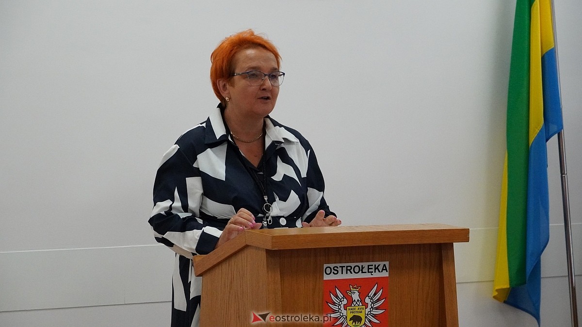Uroczyste wręczenia aktów mianowania nowym nauczycielom w Ostrołęce [28.08.2025] - zdjęcie #74 - eOstroleka.pl